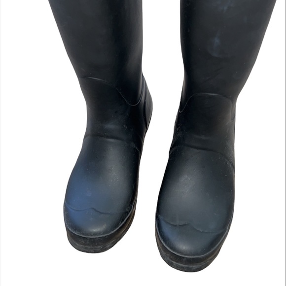 Hunter Original Black Matte Tall Rubber Rain Boots - Picture 6 of 10